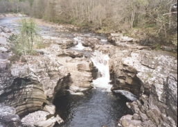 AR03	The river Moriston at Invermoriston.