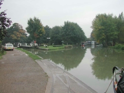 P9290004	The canal junction at Cosgrove Lock.