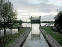 PA230049	Looking south to the sluice gate at Bottisham Lock.