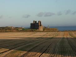 P2002A030003	Tantallon Castle.