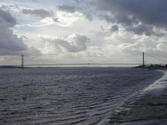 P2002A230031	A view of the Humber Bridge from the end of St Andrews Quay. 