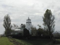 P2002A300019	The lighthouse at the western side of the river. 