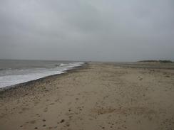 P2002B060005	The beach to the north of Great Yarmouth. 