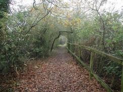 P2002B180078	The footpath from Rowhedge to Fingringhoe. 