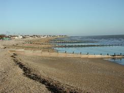 P2002C180004	A view along the beach to the east of Bognor Regis. 