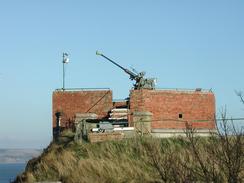P20031040058	An anti-aircraft gun on Nothe Fort. 