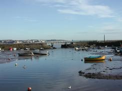 P20031100081	The little harbour at Cockwood. 