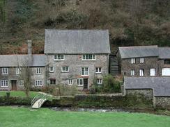 P20031140037	The old water mill at Dittisham. 