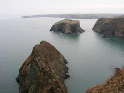 P20033210337	Islands to the east of Porthgain.