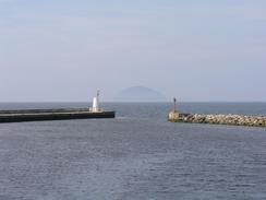 P20035293386	The mouth of the Water of Girvan, with Ailsa Craig behind.