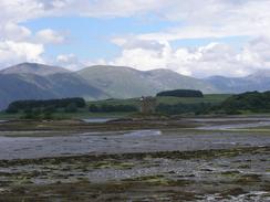 P20037014833	Loch Laich and Castle Stalker.