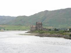 P20037215620	Eilean Donan Castle.