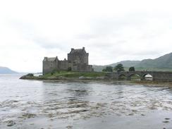 P20037215633	Eilean Donan Castle.