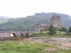 P20037215634	Eilean Donan Castle.