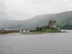 P20037215639	Eilean Donan Castle.