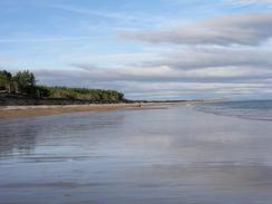 P20039037948	The beach between Findhorn and Burghead.