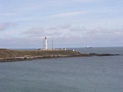 P20039118539	Looking back towards Girdle Ness lighthouse.