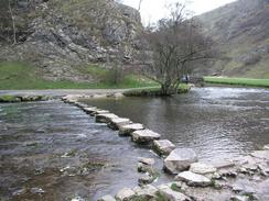P2003C040145	The stepping stones in Dovedale.