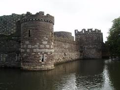 P20048161439	Beaumaris Castle.