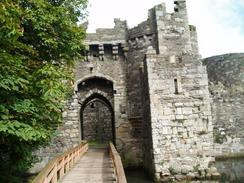 P20048161442	Beaumaris Castle.