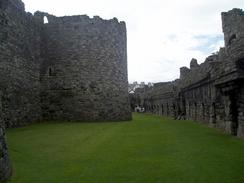 P20048161449	Beaumaris Castle.