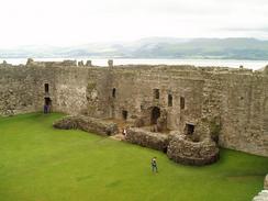 P20048161459	Beaumaris Castle.