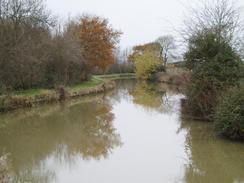 P2004B202374	The Oxford Canal approaching bridge 131.