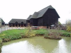 P2004B282574	Barns at Home Farm.