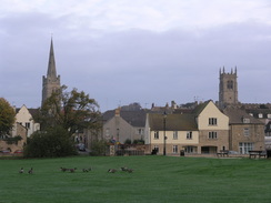 P2005A237682	Stamford from the floodplains.