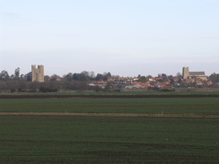 P2005C048696	Orford Castle and Church viewed from near Chantry Point.