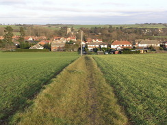 P2005C178897	Climbing southwestwards out of Kedlington.