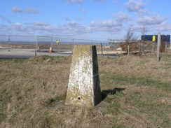 P20063051067	Dunstable Downs trig pillar.