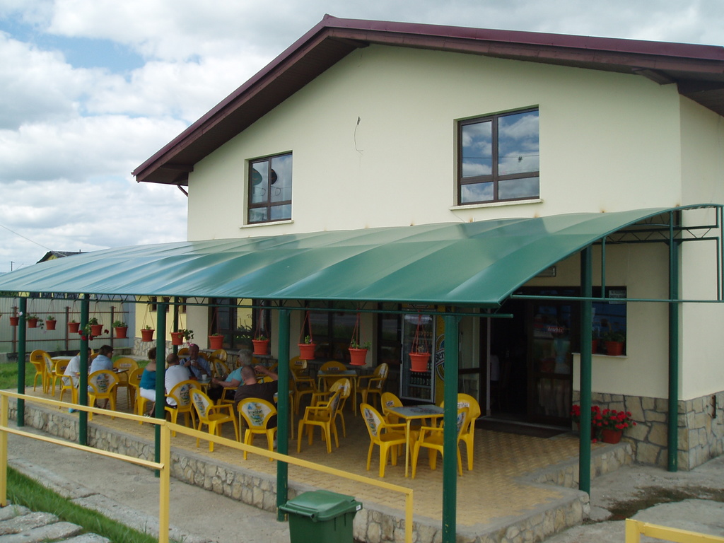 The first coach stop, an hour and a half out of Iasi.