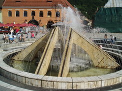 P20067030034	A fountain in Brasov.