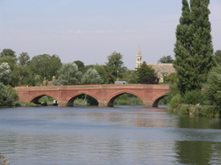 P20069094200	Looking towards Clifton Hampden Bridge.