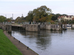 P2006B125926	Sunbury New Lock.