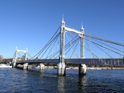 P2006B186163	The Albert Bridge.