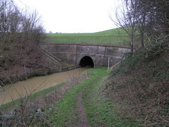 P20071136987	The south portal of Crick Tunnel.