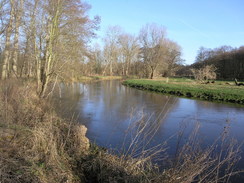 P20071147118	Heading east along the north bank of the Little Ouse from Brandon.