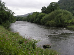 P20077068281	The River Taf heading south into Pontypridd.