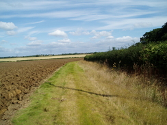 P20078270109	The path between Wingfield and Chalgrave.