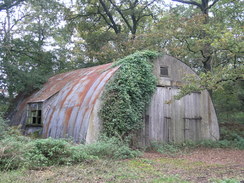 P2007A259765	An old barn at Patchington Farm.