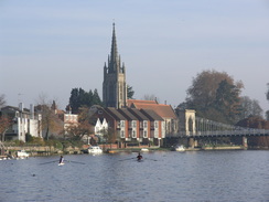 P2007B040261	Looking back to Marlow.