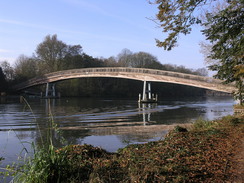 P2007B040273	Temple Bridge.