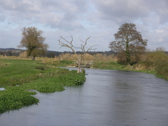 P2007B090833	The River Avon at the mill.