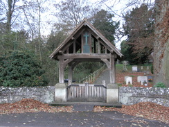 P2007B141054	The gateway leading to Litchfield Church.