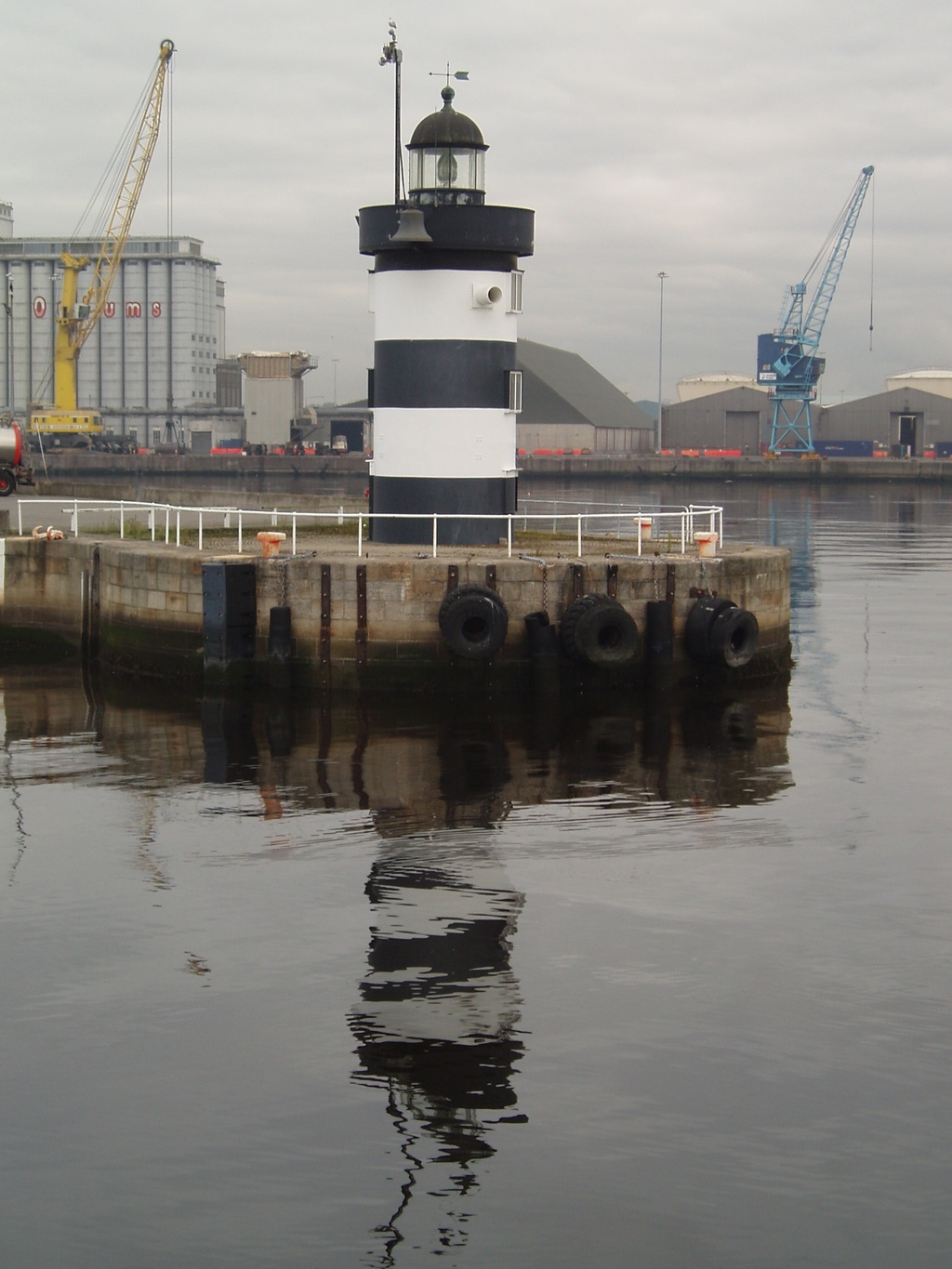 A light by the Liffey.