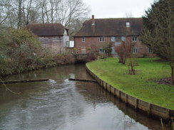 P20091150015	The Itchen at Abbots Worthy.