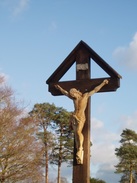 P20092070169	A cross in Beaulieu graveyard.