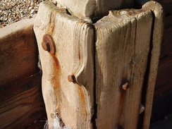 P20093060048	Erosion of a groyne.